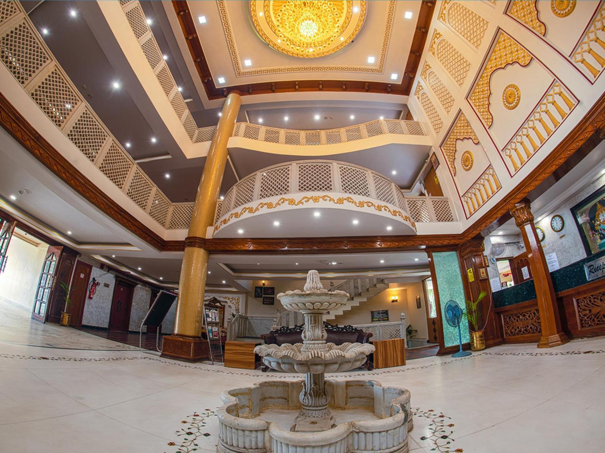 Nrs Royal Palace Puri Exterior photo