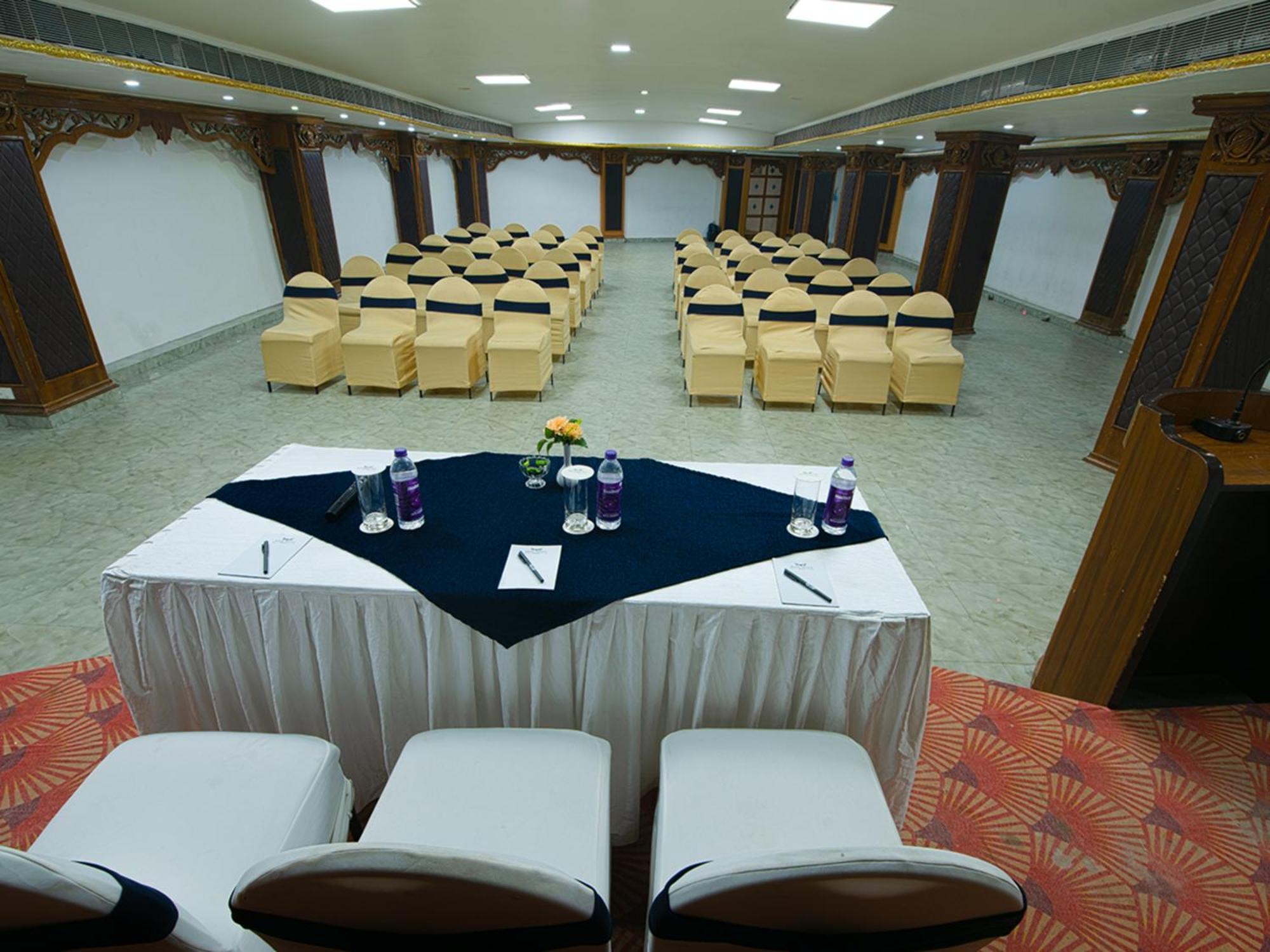 Nrs Royal Palace Puri Exterior photo